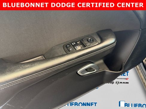Used 2019 Dodge Challenger R/T RWD image 10