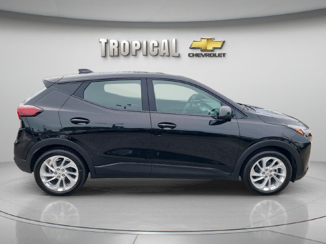 New 2027 Chevrolet Bolt LT FWD image 6