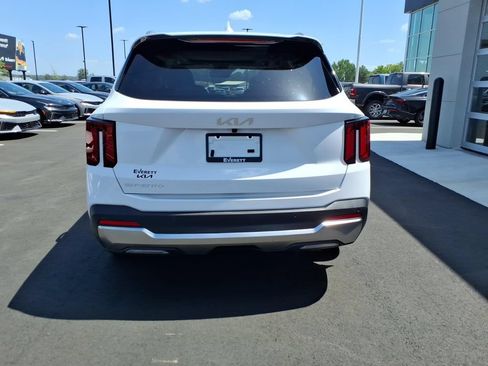 New 2026 Kia Sorento SX FWD image 5