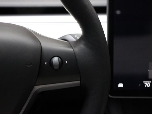 Used 2022 Tesla Model 3 image 40