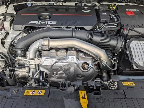 New 2025 Mercedes-Benz GLA 35 AMG AMG GLA 35 image 15
