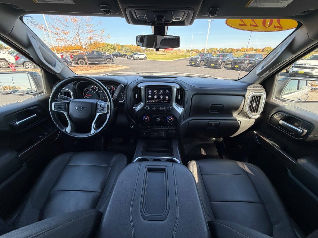 Used 2022 Chevrolet Silverado 1500 LT Trail Boss w/ LT Trail Boss Premium Package AWD/4WD image 31