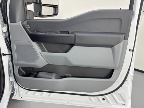 Used 2025 Ford F350 XL w/ XL Driver Assist Package image 32