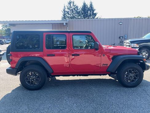 New 2025 Jeep Wrangler Unlimited Sport image 4