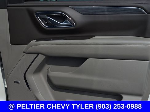 Used 2023 GMC Yukon SLT RWD image 16