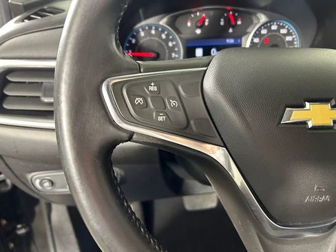 Used 2019 Chevrolet Equinox LT image 16