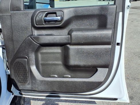 Used 2024 GMC Sierra 2500 Pro w/ Convenience Package image 14