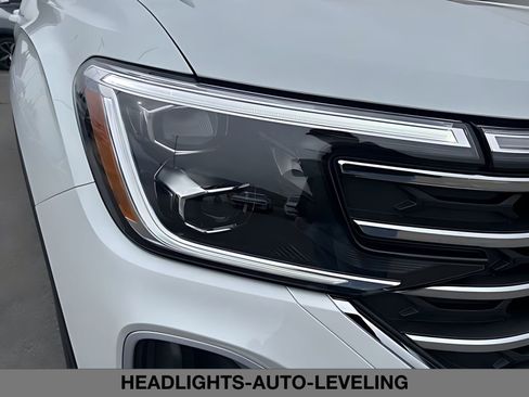 New 2026 Volkswagen Atlas SE AWD/4WD image 9