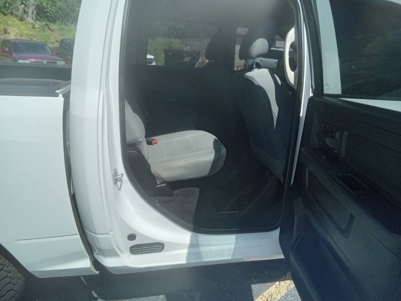 Used 2019 RAM 1500 Tradesman w/ Tradesman SXT Package AWD/4WD image 5