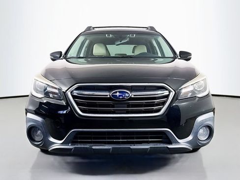 Used 2019 Subaru Outback 2.5i Limited AWD/4WD image 4