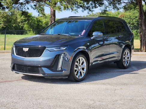 Used 2020 Cadillac XT6 Sport AWD/4WD image 2