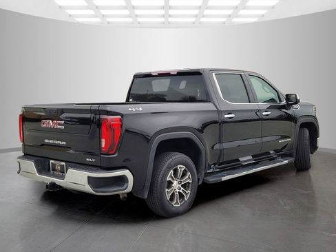 Used 2024 GMC Sierra 1500 SLT image 4