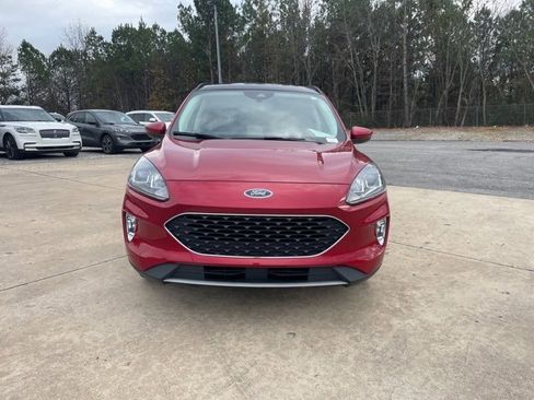 Used 2022 Ford Escape SEL image 2