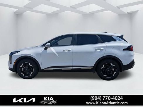 Used 2026 Kia Sportage EX FWD image 6
