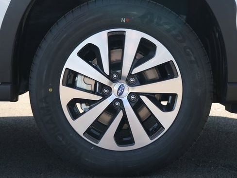 Used 2025 Subaru Outback Base image 10