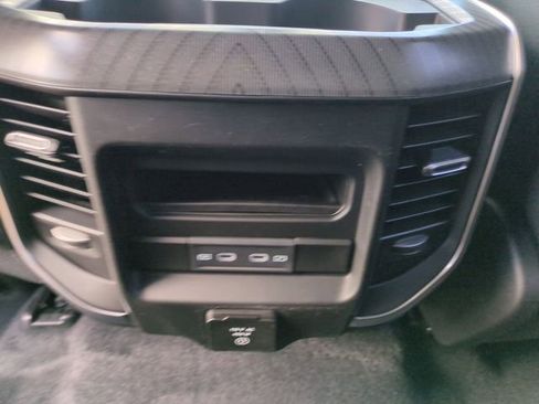 New 2026 RAM 1500 Big Horn AWD/4WD image 24
