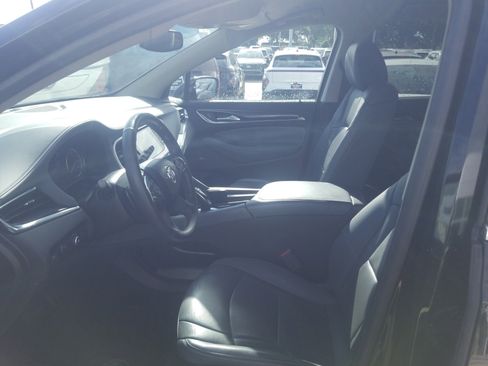 Used 2021 Buick Enclave Essence w/ Sport Touring Edition image 10