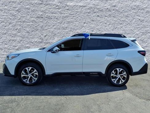 Used 2022 Subaru Outback Limited image 4