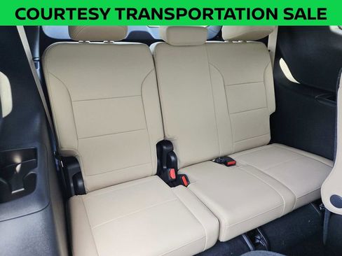 New 2025 Buick Enclave Preferred w/ Power Package image 15