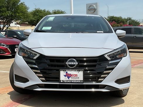 New 2025 Nissan Versa SV w/ Trunk Package image 3