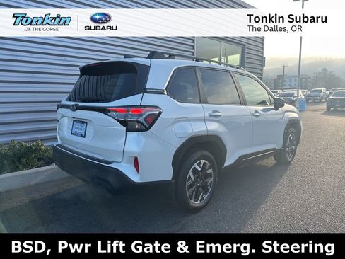 New 2026 Subaru Forester Premium image 3