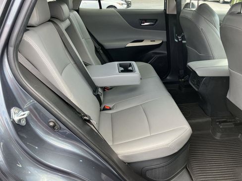 Used 2023 Toyota Venza XLE AWD/4WD image 29