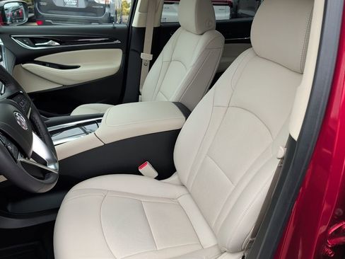 Certified 2024 Buick Enclave Essence w/ Technology Package image 11