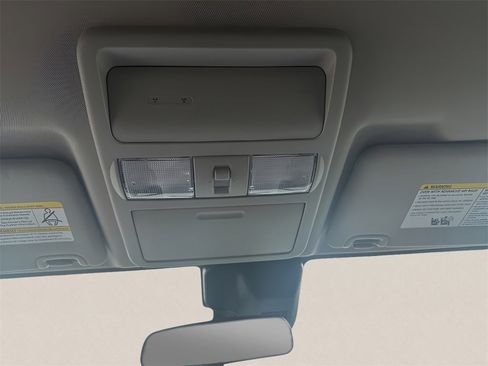 Used 2023 Nissan Frontier SV w/ SV Convenience Package image 24