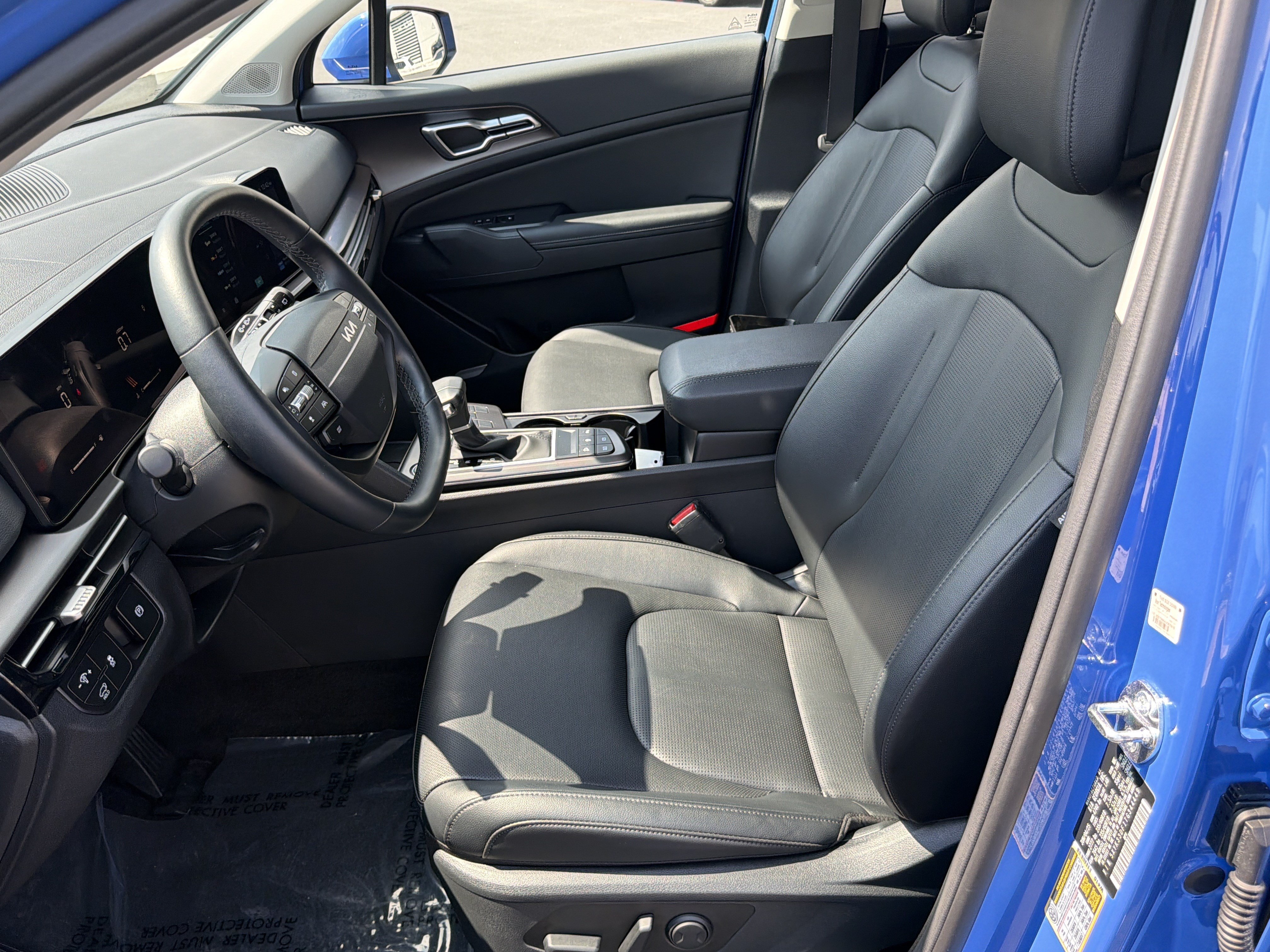 Used 2026 Kia Sportage EX w/ EX Panorama Roof Package FWD image 9