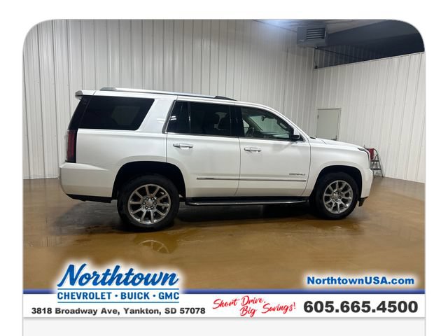 Used 2017 GMC Yukon Denali w/ Open Road Package AWD/4WD image 6
