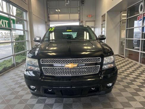 Used 2012 Chevrolet Suburban LTZ image 2