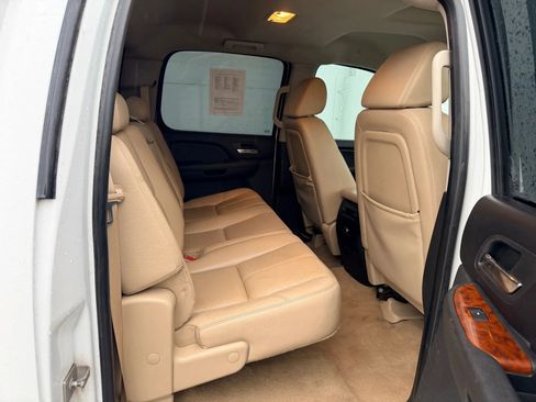 Used 2007 Chevrolet Silverado 2500 LTZ w/ Safety Package image 12