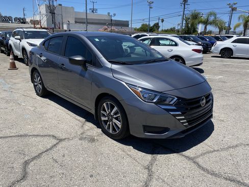 Used 2024 Nissan Versa S w/ S Plus Package FWD image 7