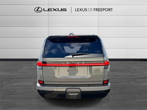 Used 2024 Lexus GX 550 image 5