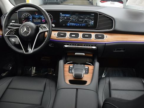 Used 2025 Mercedes-Benz GLE 350 4MATIC image 19