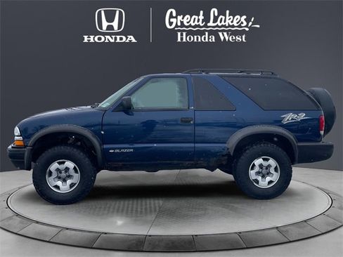 Used 2002 Chevrolet Blazer LS w/ Preferred Equipment Group image 2