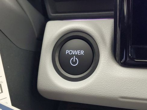 New 2026 Subaru Solterra Limited image 21