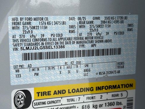 New 2025 Lincoln Navigator Reserve image 21