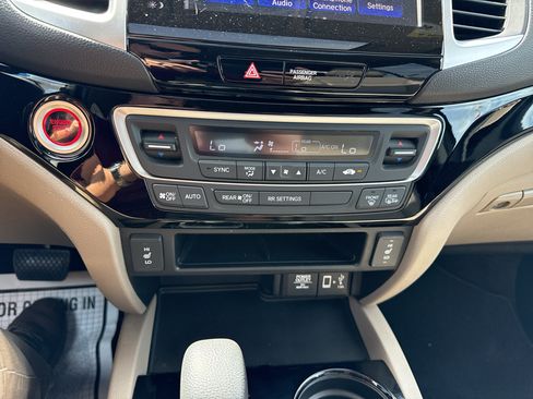 Used 2019 Honda Ridgeline RTL-E image 19