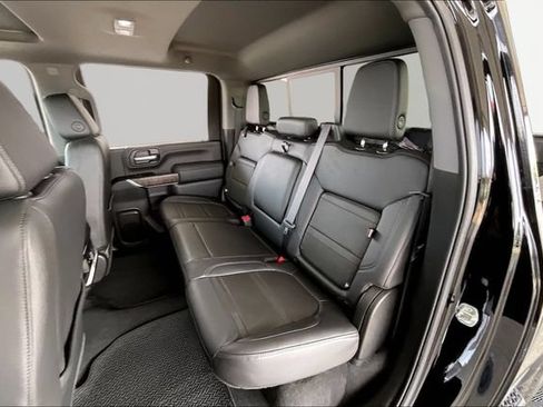 Used 2022 GMC Sierra 2500 Denali w/ Denali Ultimate Package AWD/4WD image 16