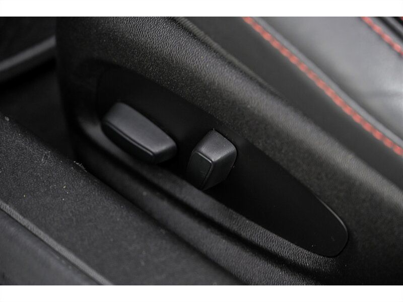 Used 2018 Chevrolet Camaro ZL1 RWD image 22