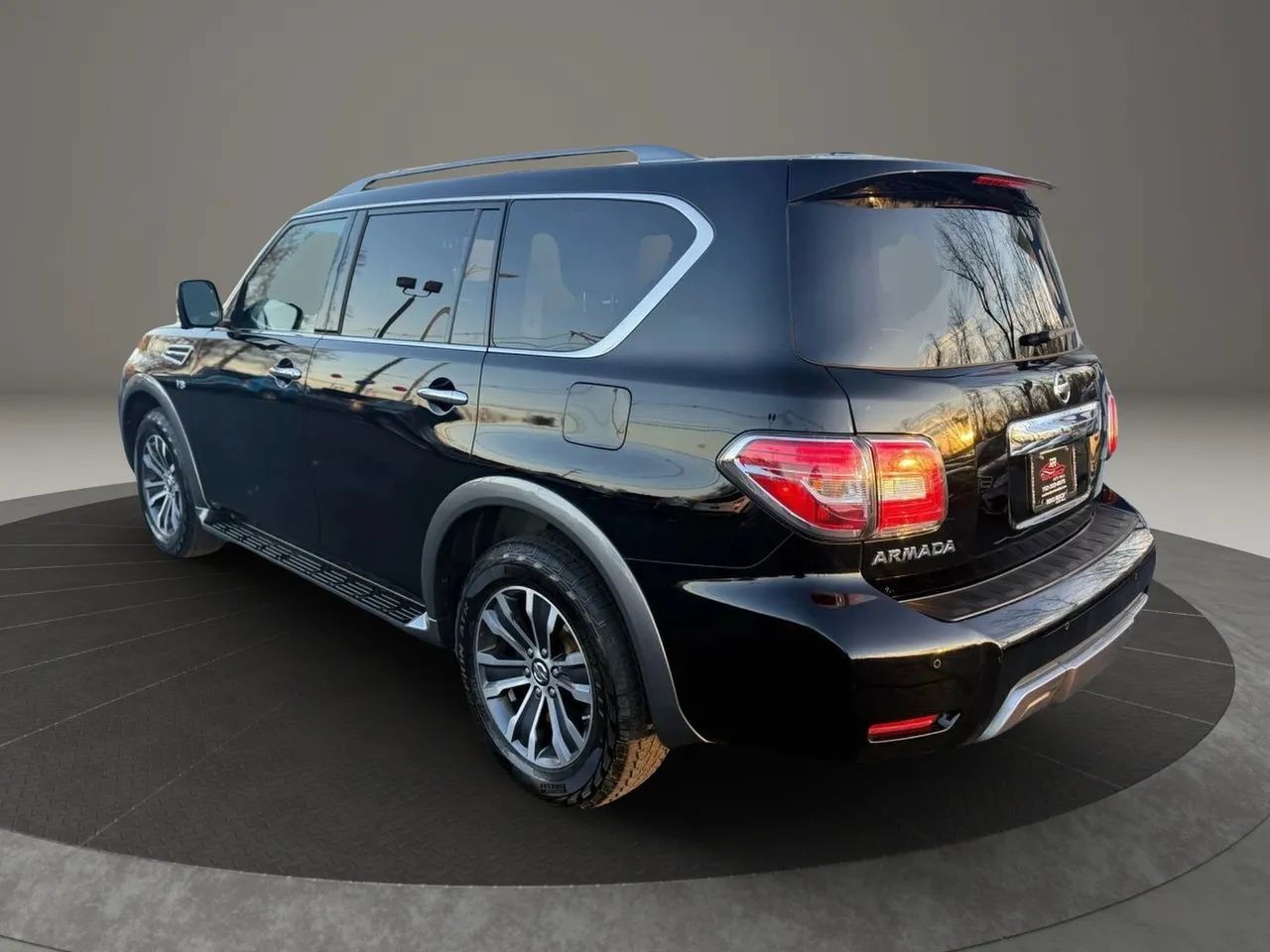 Used 2020 Nissan Armada SL w/ Premium Package AWD/4WD image 9