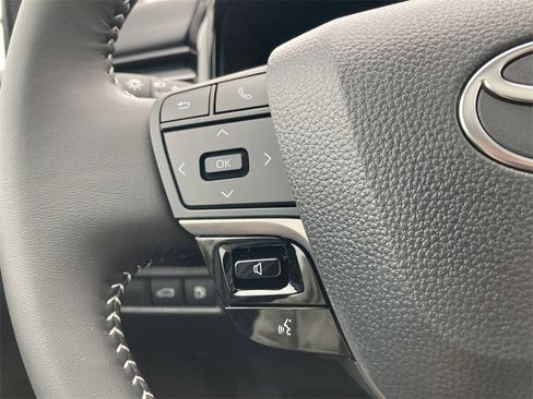 New 2026 Toyota Camry Hybrid image 15