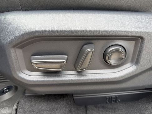 New 2026 Toyota Tundra Limited RWD image 28