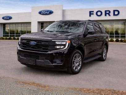 Used 2025 Ford Expedition Active