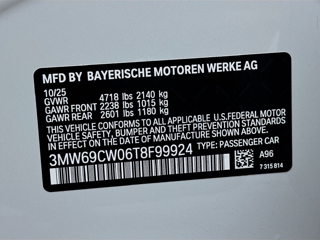 Used 2026 BMW 330i Sedan w/ Premium Package RWD image 24