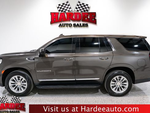 Used 2021 GMC Yukon SLT image 1