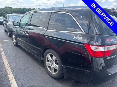 Used 2013 Honda Odyssey Touring Elite image 3