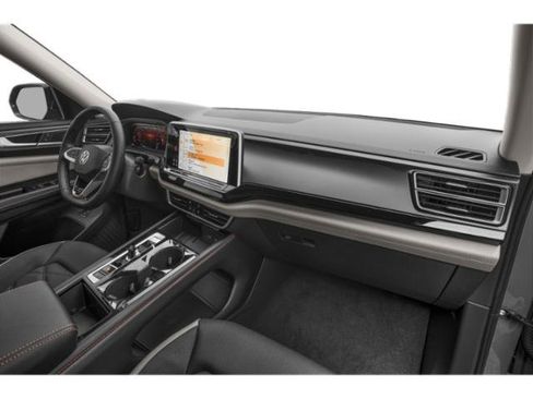 Used 2025 Volkswagen Atlas Peak Edition SE AWD/4WD image 14