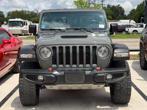 Used 2022 Jeep Gladiator Mojave w/ Trailer Tow Package AWD/4WD image 2